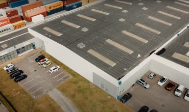 Survolez les ateliers ContainerZ du Havre !