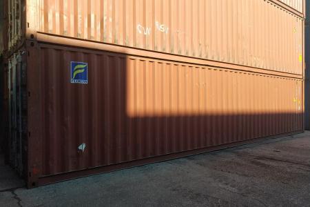 Container 40' standard à Marseille occasion très bon état